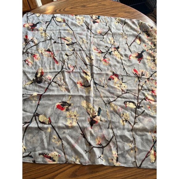 Collection of six lightweight infinity blanket square rectangle scarves - Picture 5 of 6